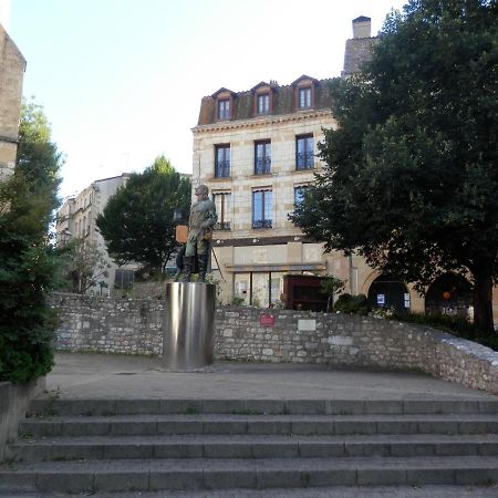 Couette & Cafe Roxane Apartamento Bergerac Exterior foto